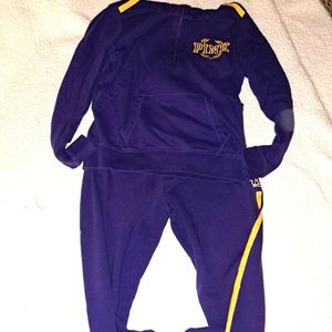 💜PINK VS SWEATSUIT💜